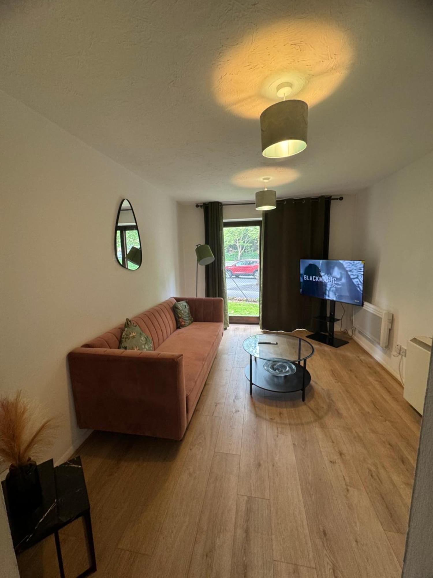 Ferienwohnung Paprika Nest Hendon Exterior foto